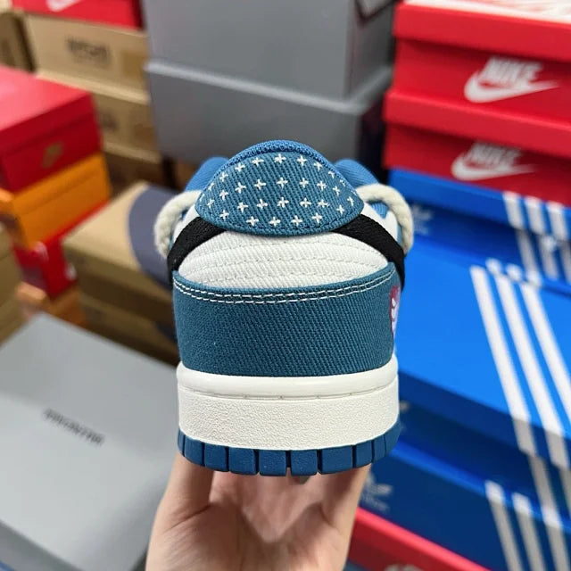 Dunk SP Blue And White