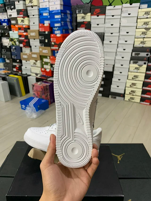 AF1