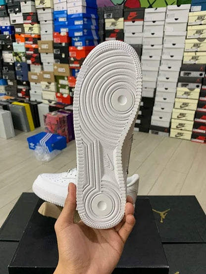 AF1
