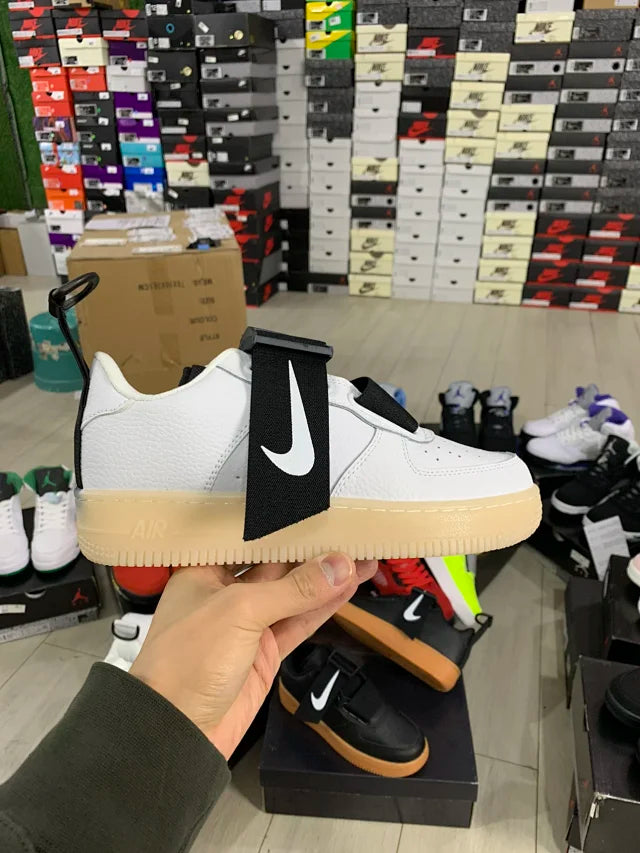 AF1