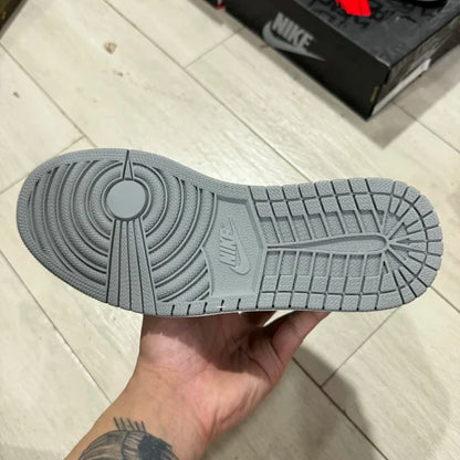 AJ1 Rebellionaire