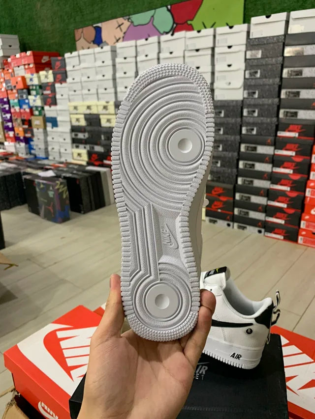 AF1