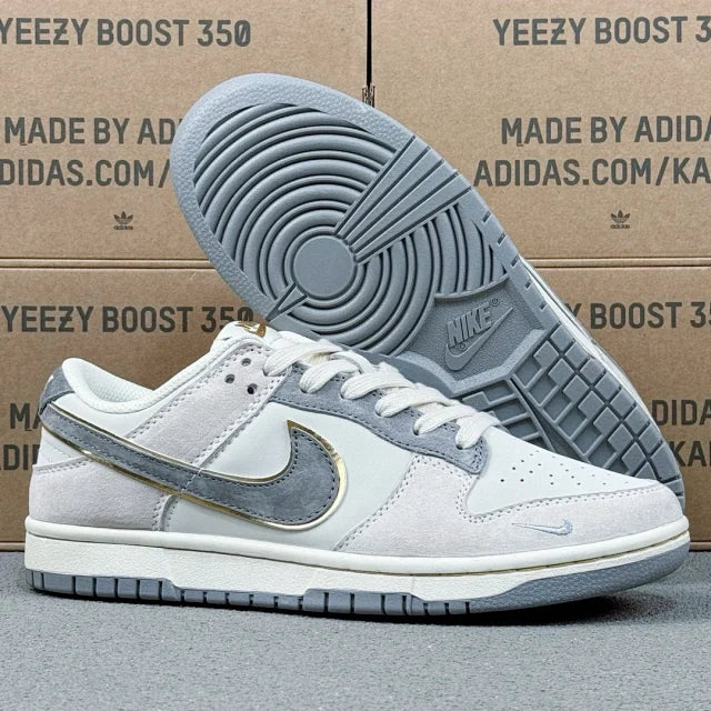 Dunk SP White Grey