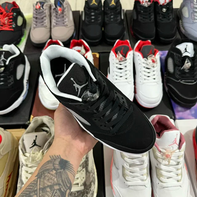 AJ 5  Low Oreo