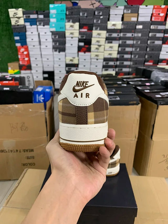 AF1