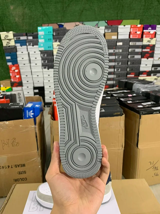 AF1