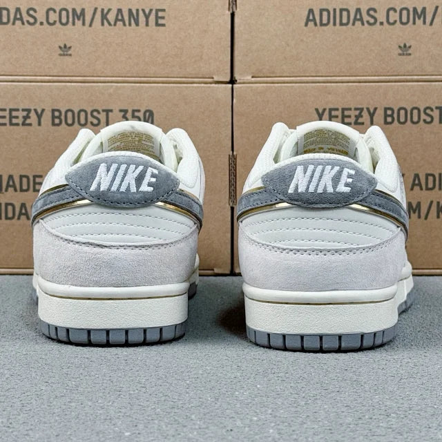 Dunk SP White Grey