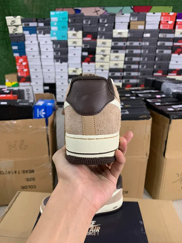 AF1