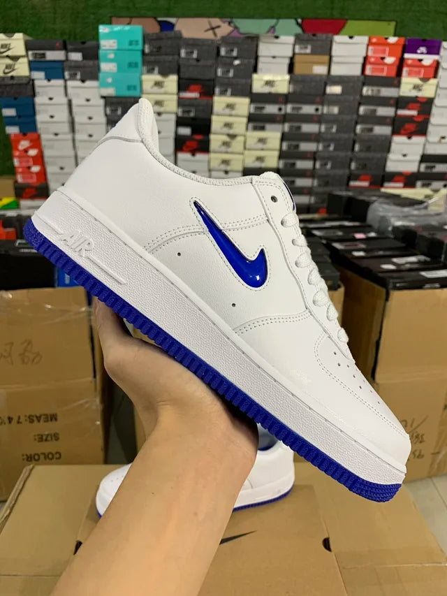 AF1