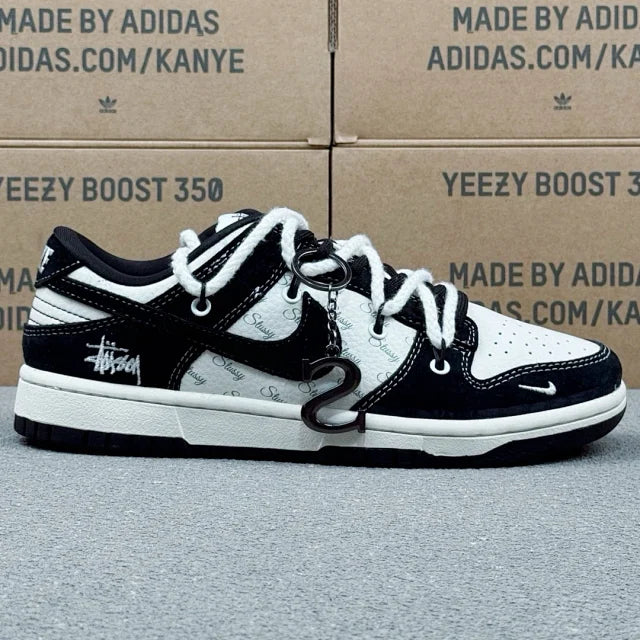Dunk x Stussy
