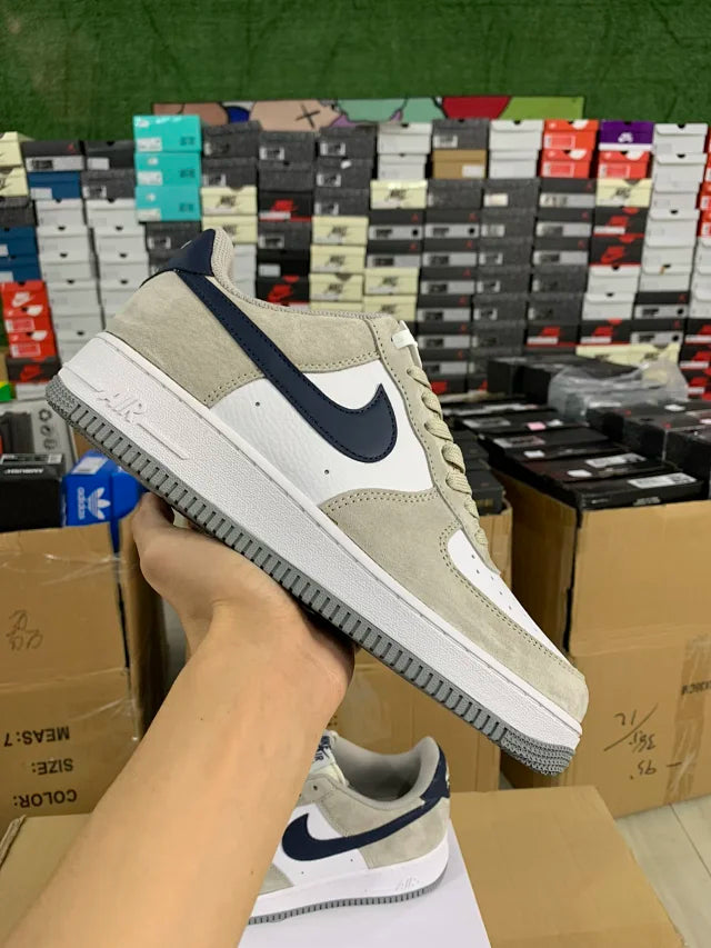 AF1