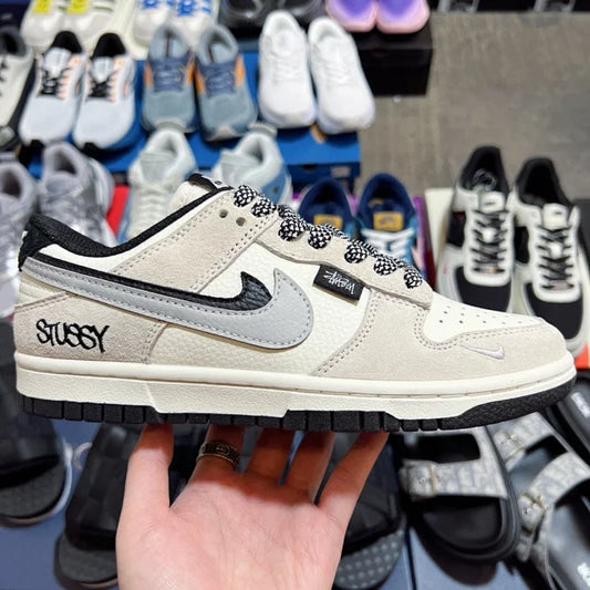 Dunk x Stussy