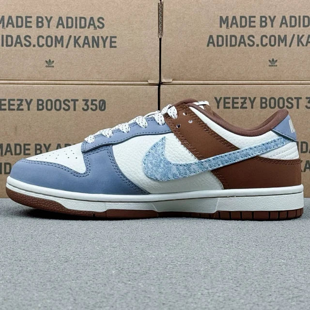 Dunk x Levis