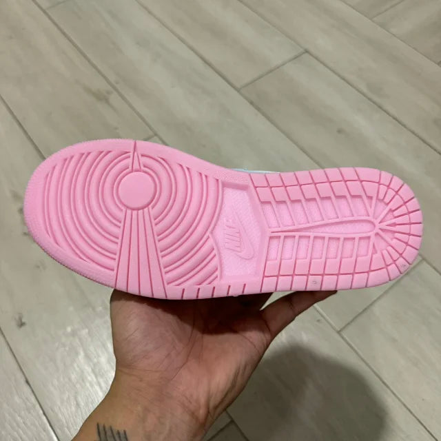 AJ1 Low Pink And White
