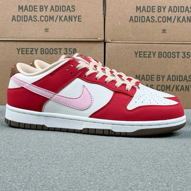 Dunk SP Red And White