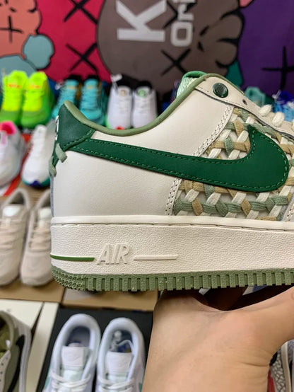 AF1