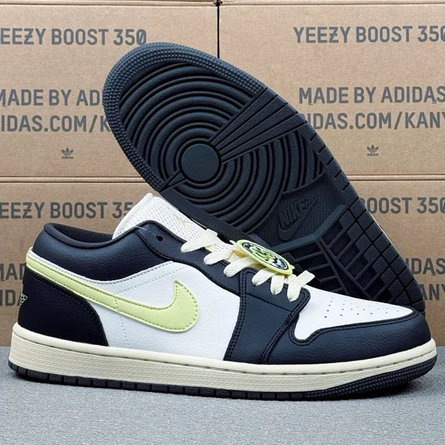 AJ1 Low Fall League