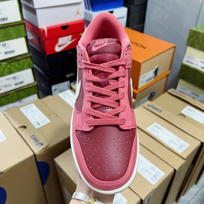 Dunk SP Pink