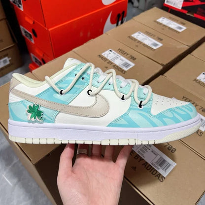 Dunk SP Blue And White