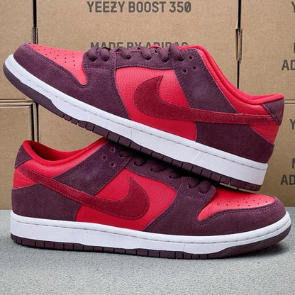 Dunk SP Cherry
