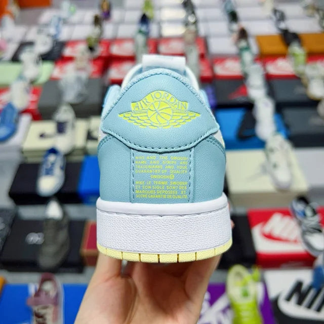 AJ1 Low Slip WMNS NRG Guava Ice