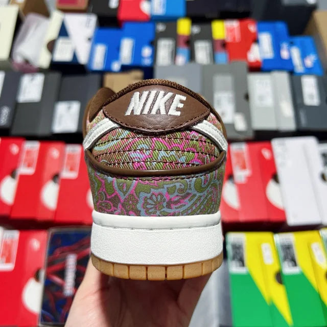 Dunk SB Paisley Brown