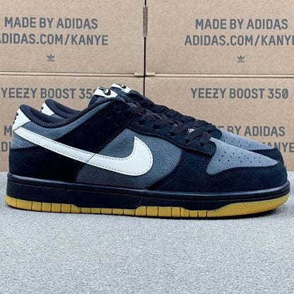 Dunk SB Black And White