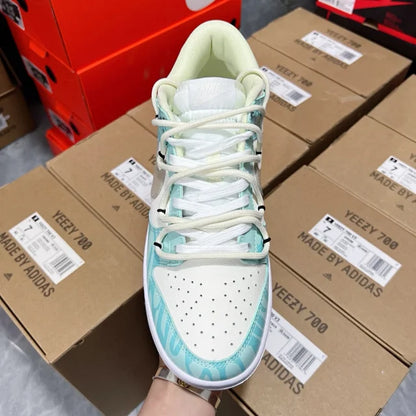 Dunk SP Blue And White