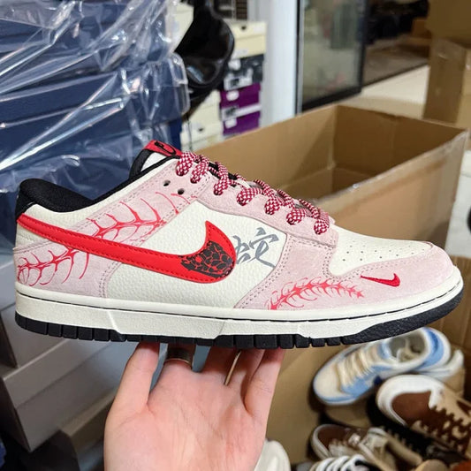 Dunk SP White and Red