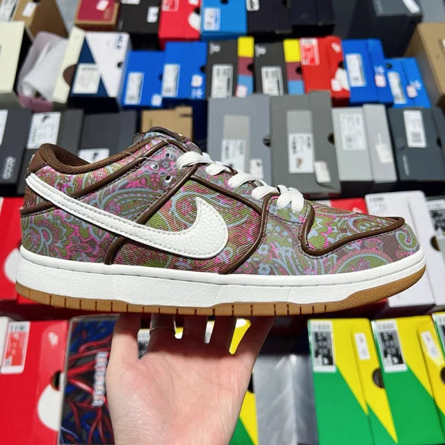 Dunk SB Paisley Brown