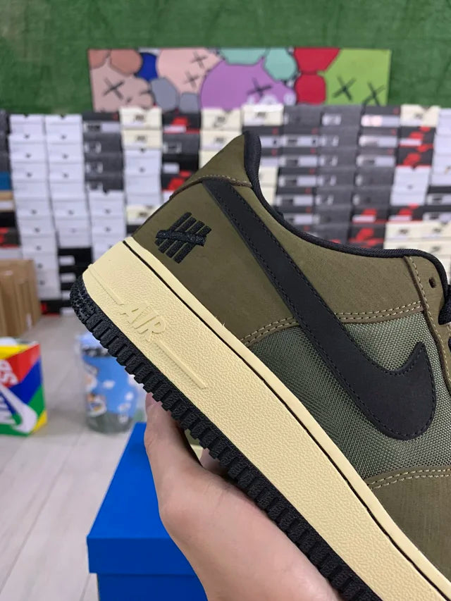 AF1