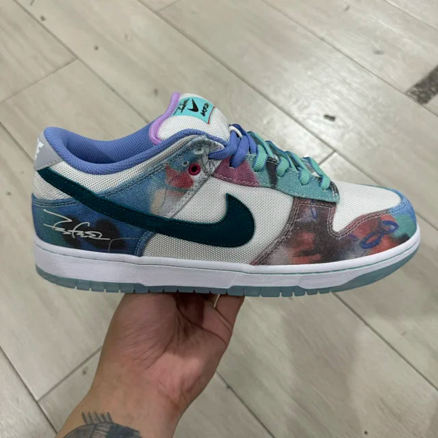 Futura Laboratories x Nike Dunk SB