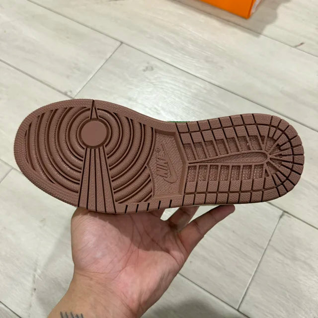 AJ1 Low x LV White and Green