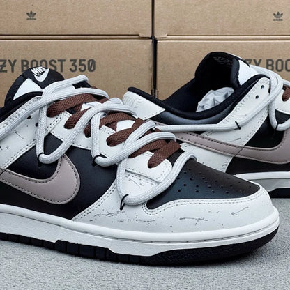 Dunk SP White And Black