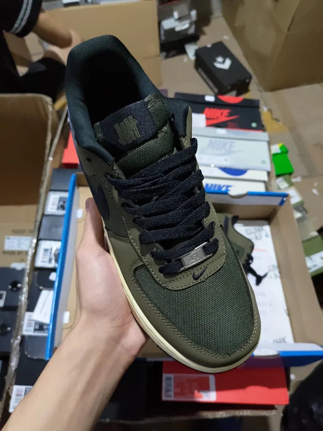 AF1