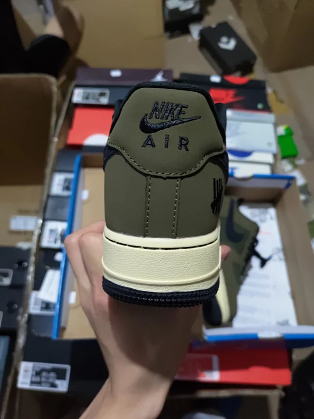 AF1