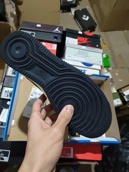 AF1